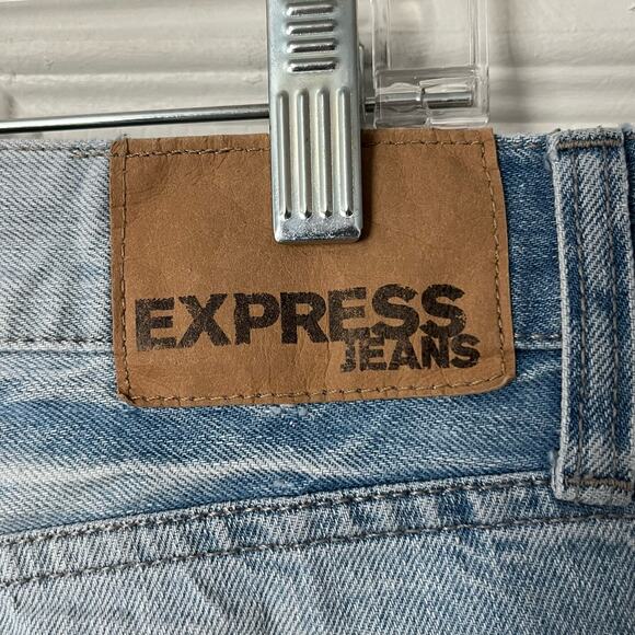 Express Jeans Rocco Slim Fit Cutoffs - Size 31 - Picture 6 of 8